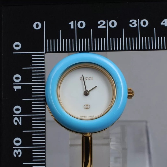 GUCCI Iconic Statement Watch SO fUN!! - Picture 2 of 8